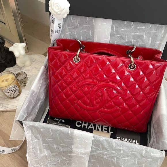 CHANEL Handbags - 100% authentic CHANEL gst red patent silver hardware